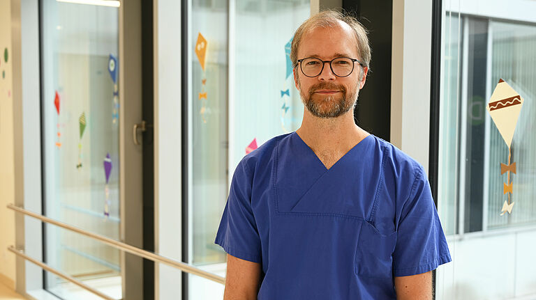 Dr. Stephan Neumayer ist Leiter der neuen Sektion Neonatologie/Päd. Intensivmedizin an der Klinik für Kinder und Jugendliche am EK.
