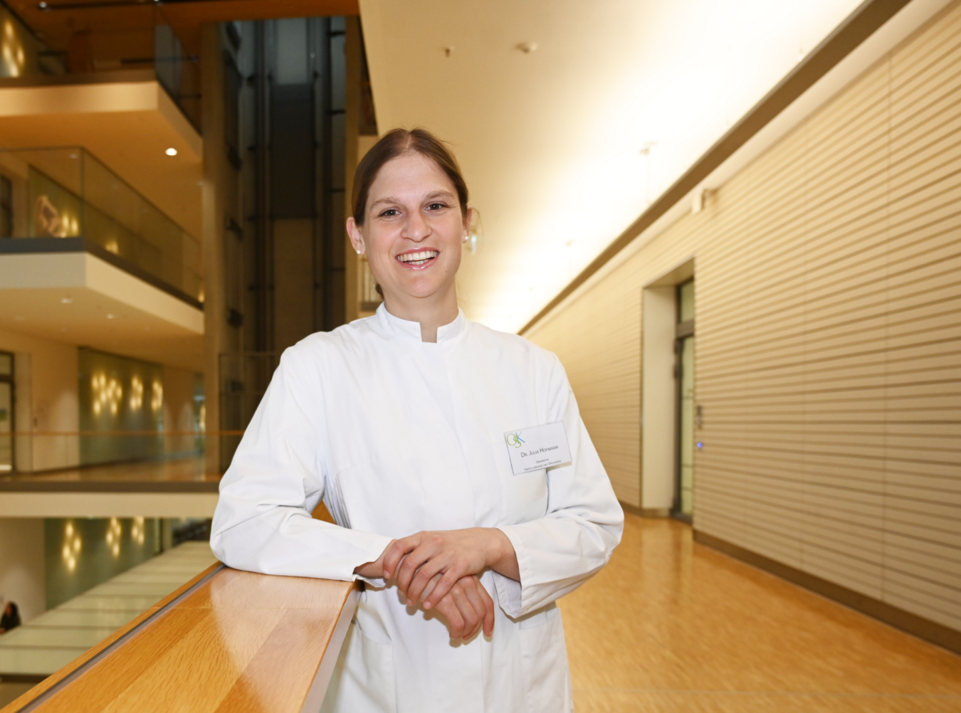 Oberärztin der Klinik für Unfallchirurgie und Orthopädie Hofmann Julia Oberärztin der Klinik für Unfallchirurgie und Orthopädie Hofmann Julia