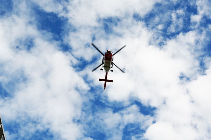 Sie sind wieder hier, im gewohnten Revier: Die Rettungshubschrauber dürfen wieder auf dem Dach des EK landen.