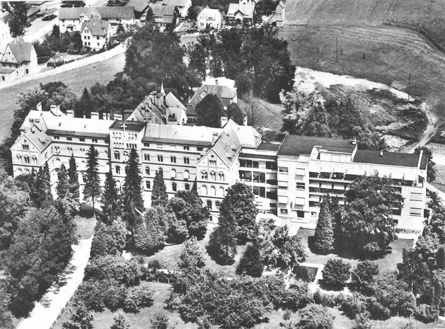 Ein Schmuckkästchen: Das Elisabethen-Krankenhaus von 1965. 