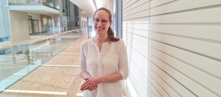 Dr. Laura Lüber.