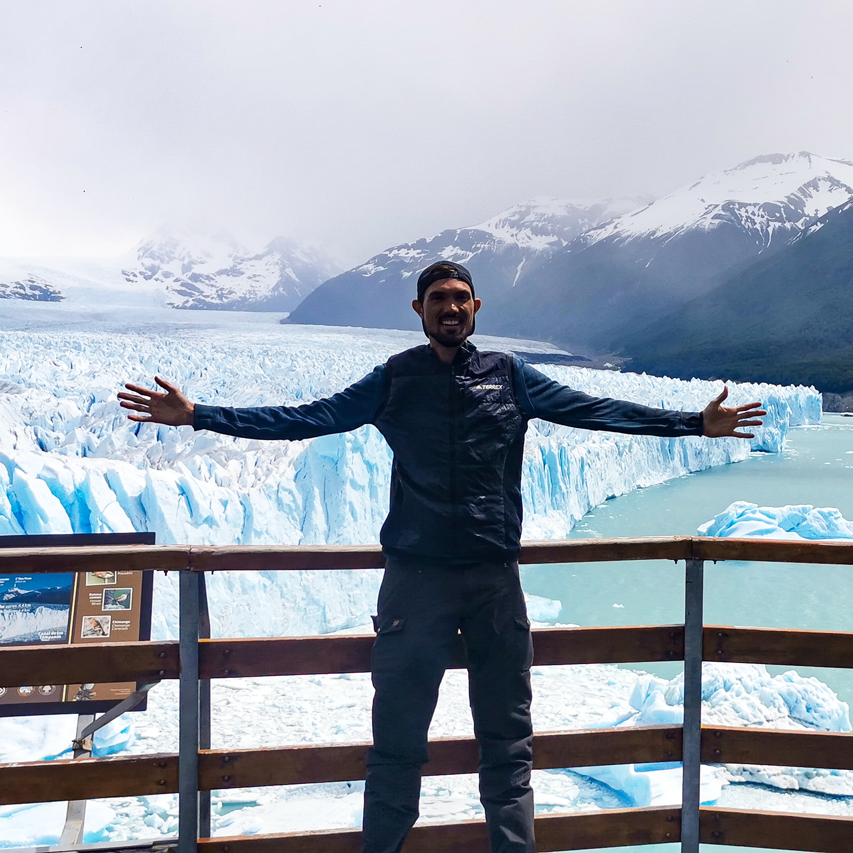 Darius Braun am Grey Gletscher in Chile.